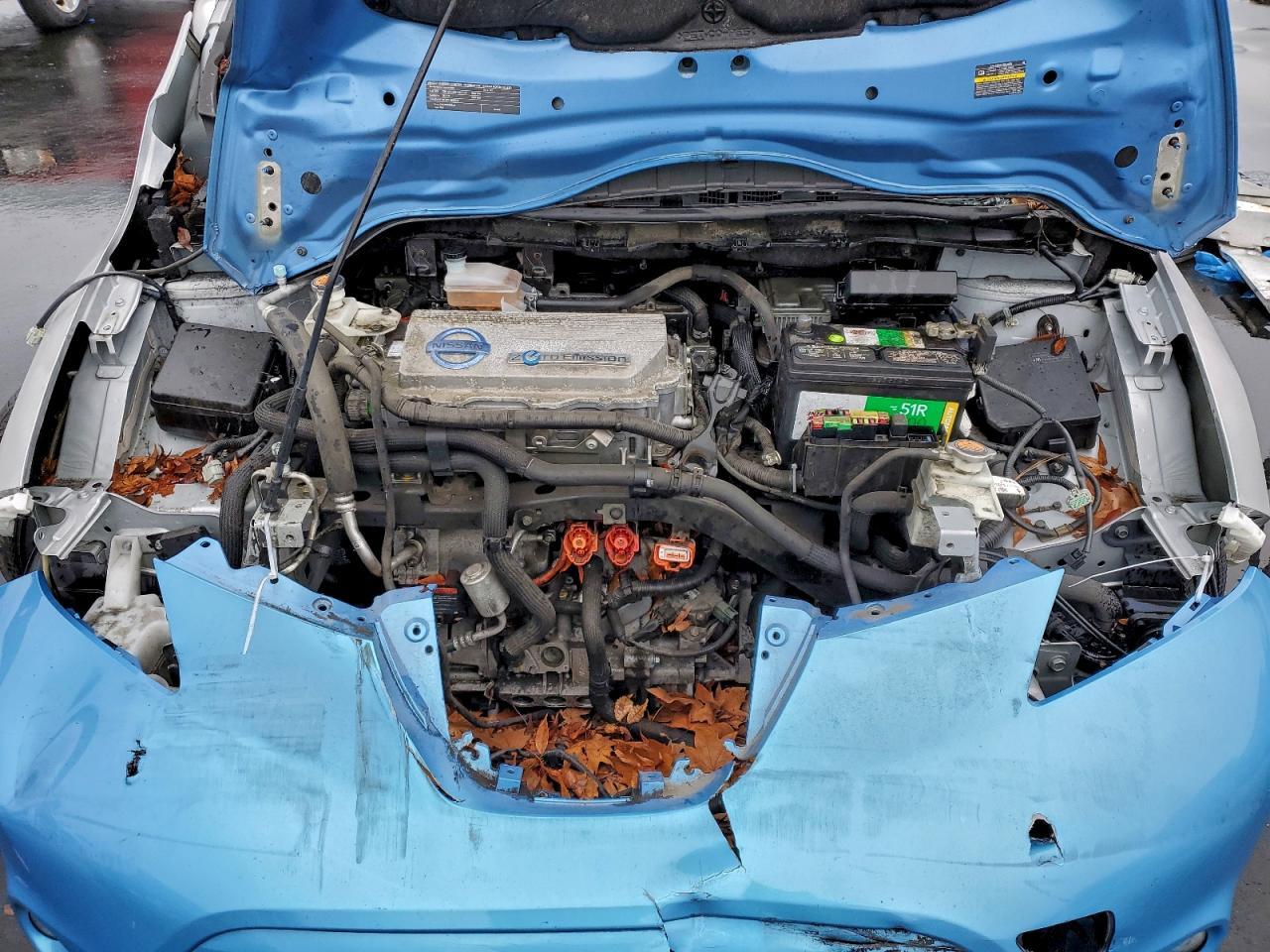 2012 NISSAN LEAF