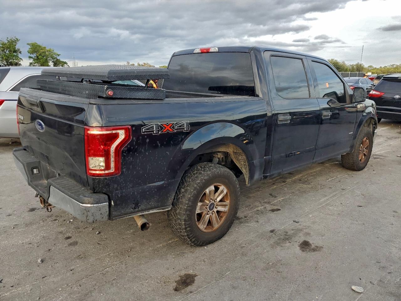 2017 FORD F-150