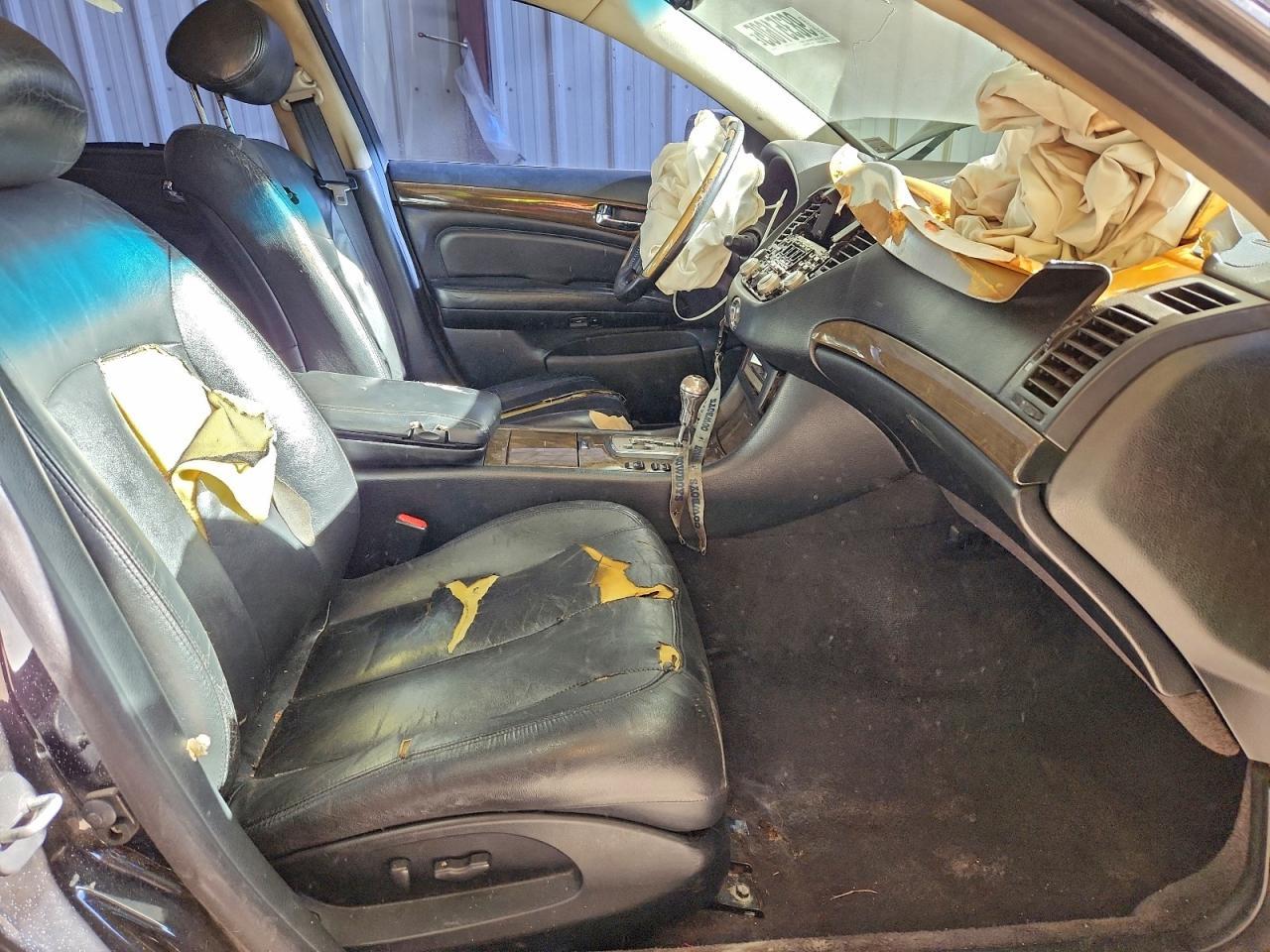 2002 INFINITI Q45