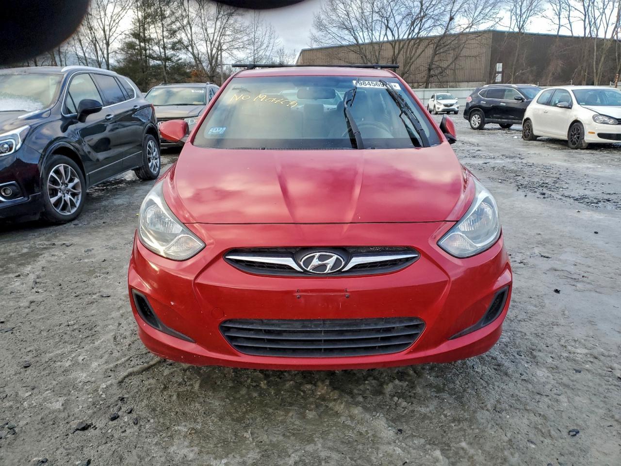 2013 HYUNDAI ACCENT
