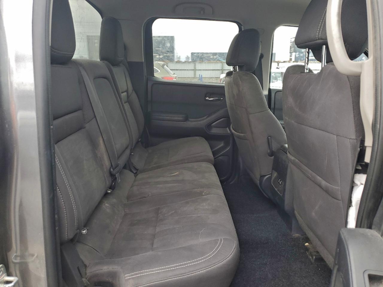 2022 NISSAN Frontier