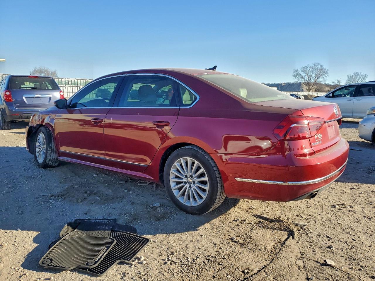 2017 VOLKSWAGEN Passat