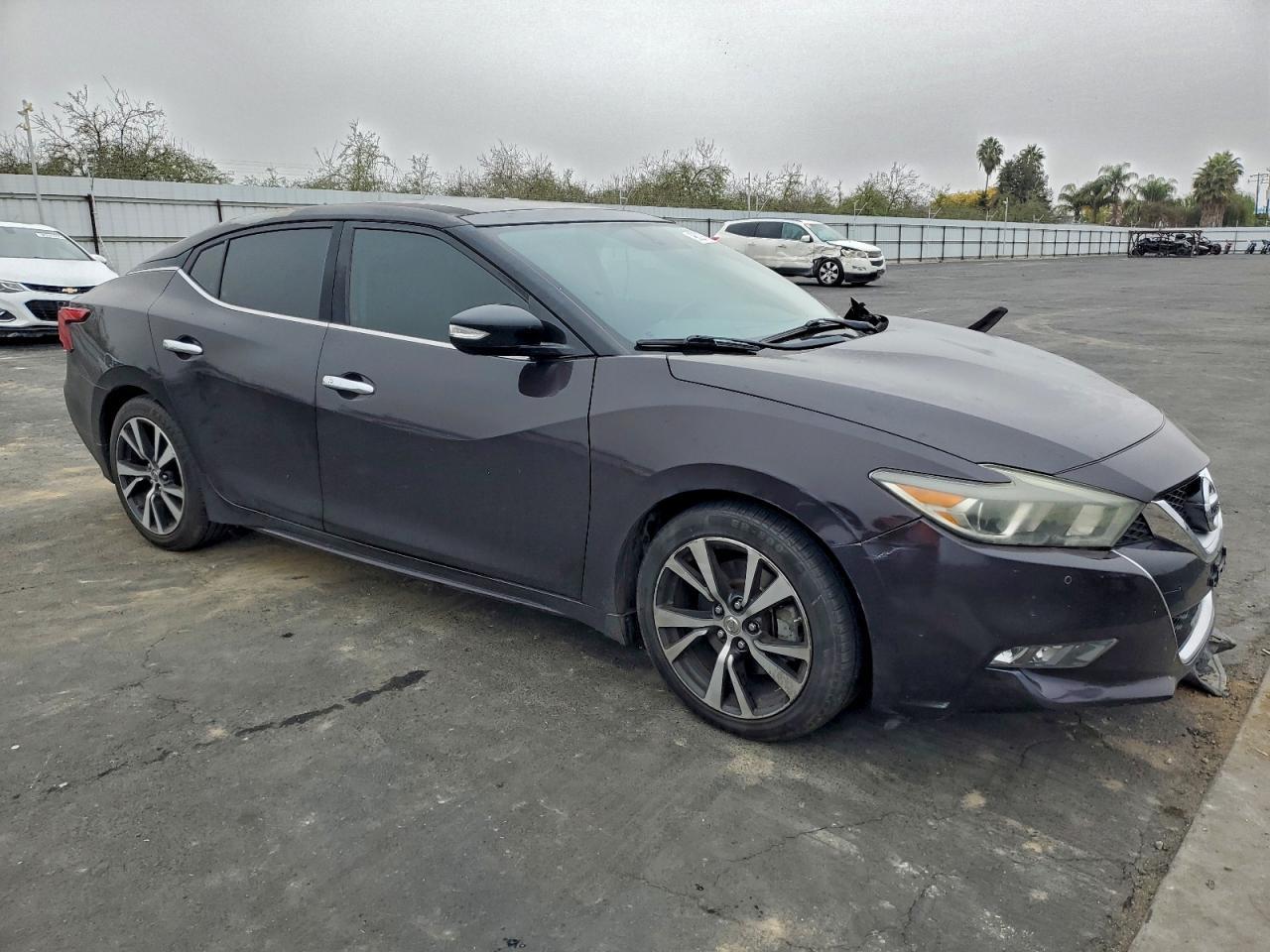 2016 NISSAN Maxima
