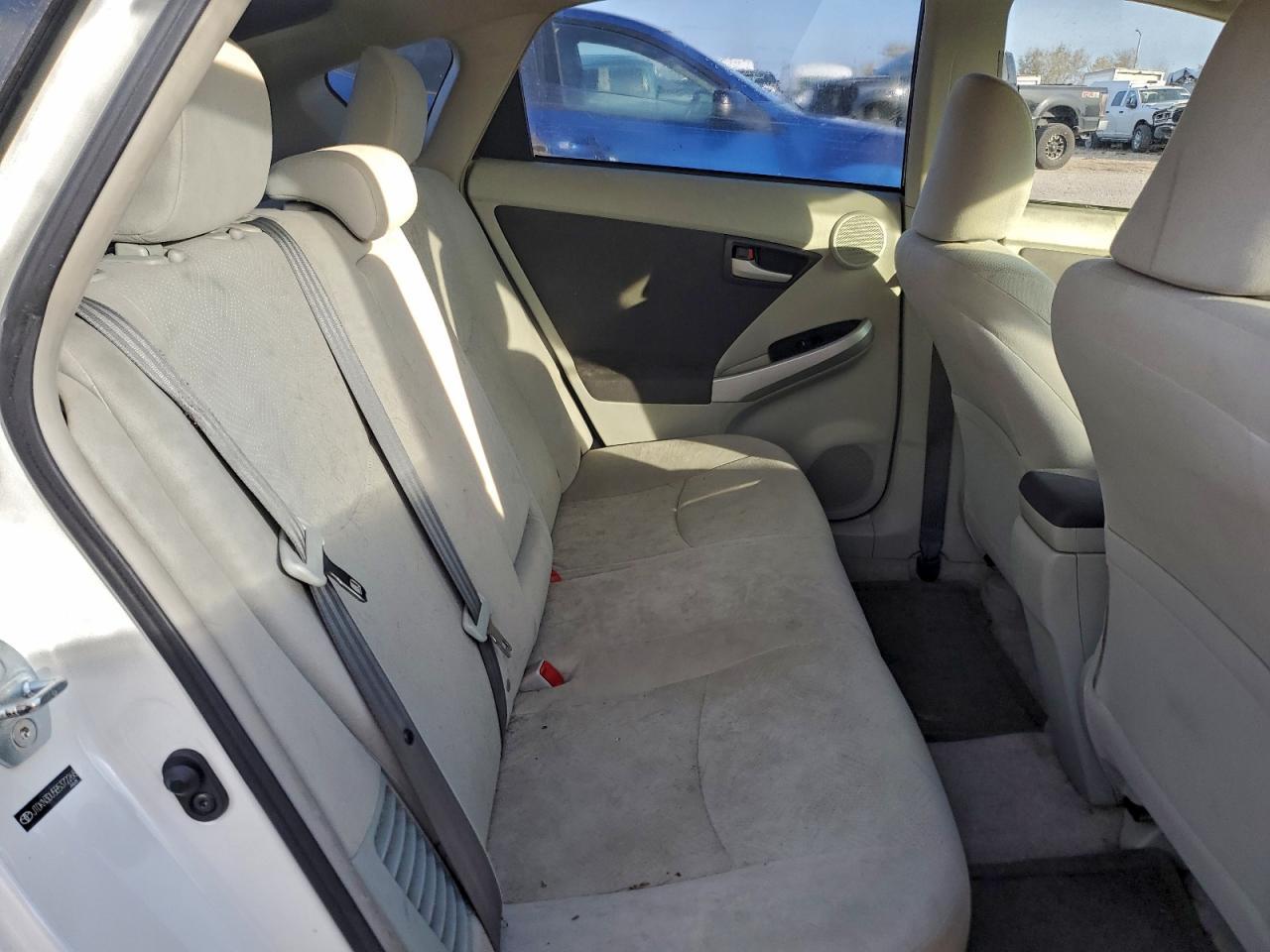2011 TOYOTA PRIUS