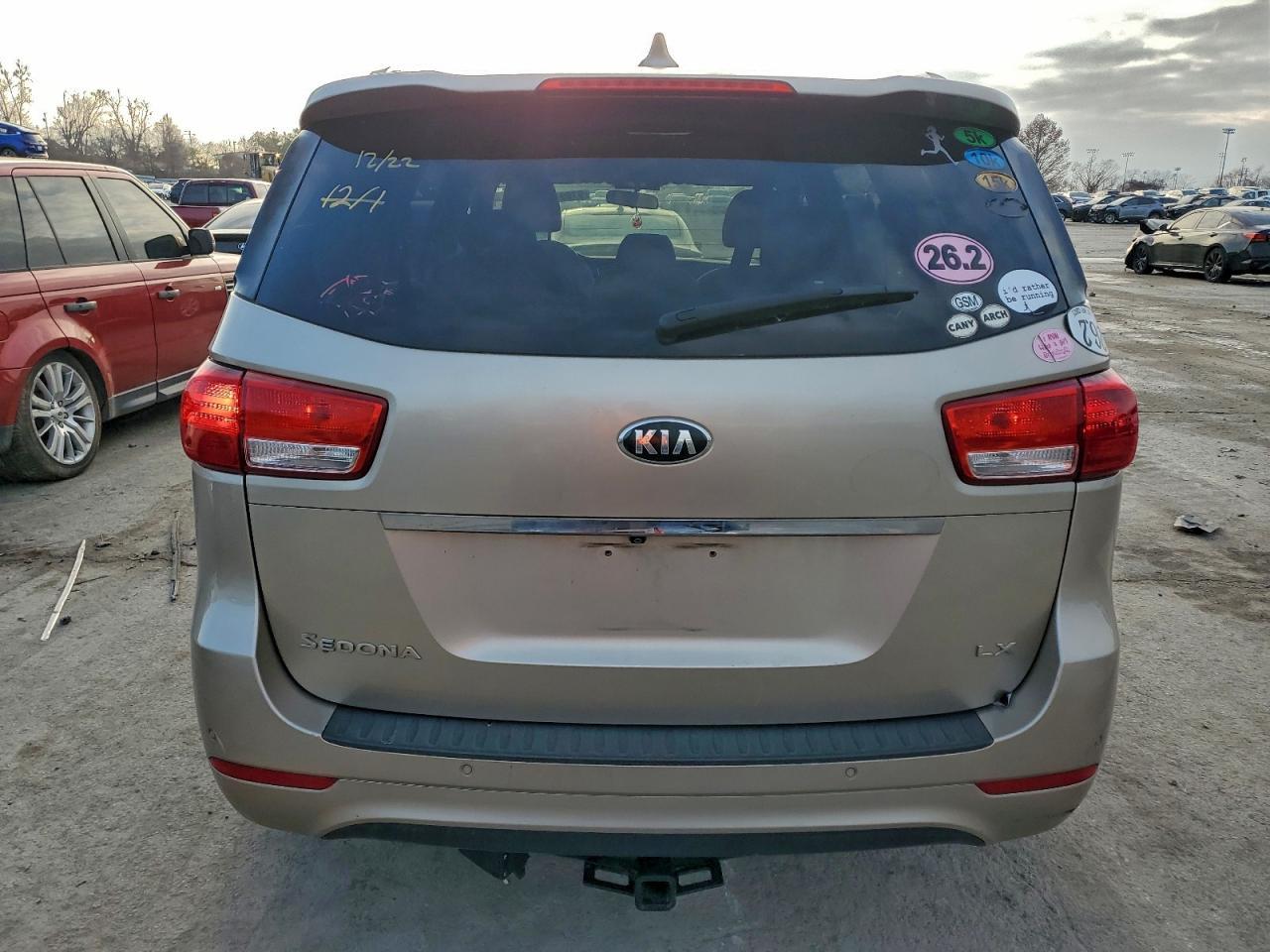 2016 KIA SEDONA