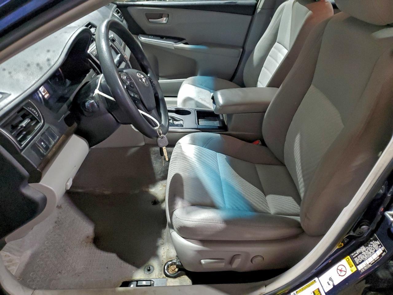 2016 TOYOTA CAMRY