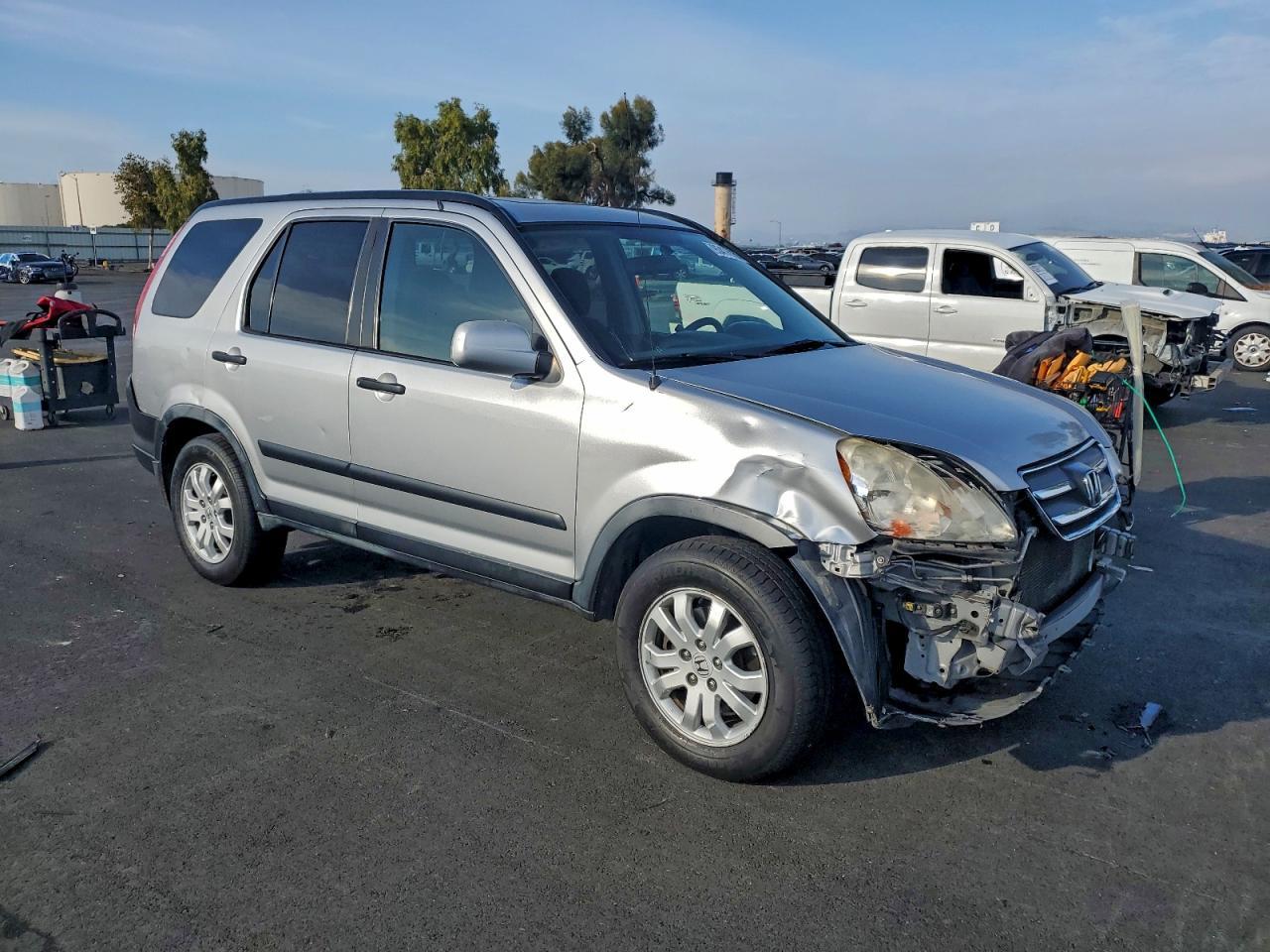 2005 HONDA CR-V