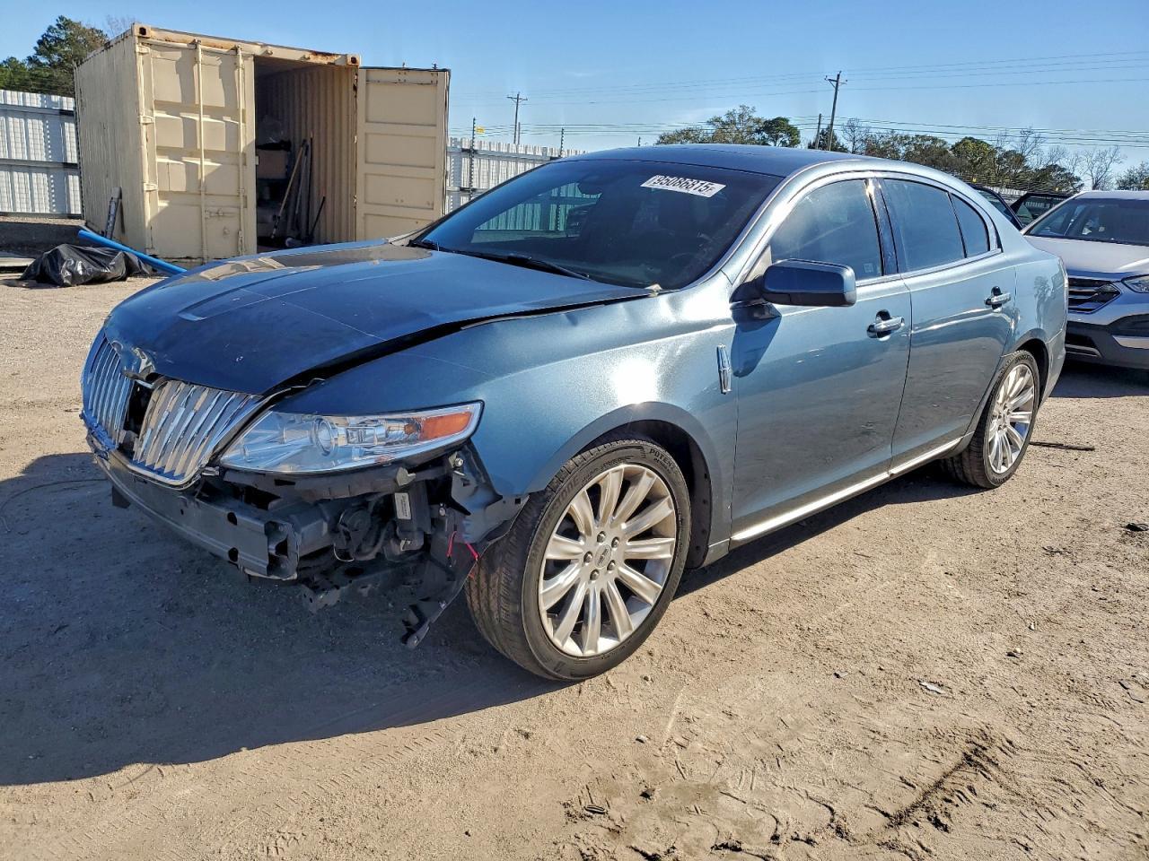 2010 LINCOLN MKS