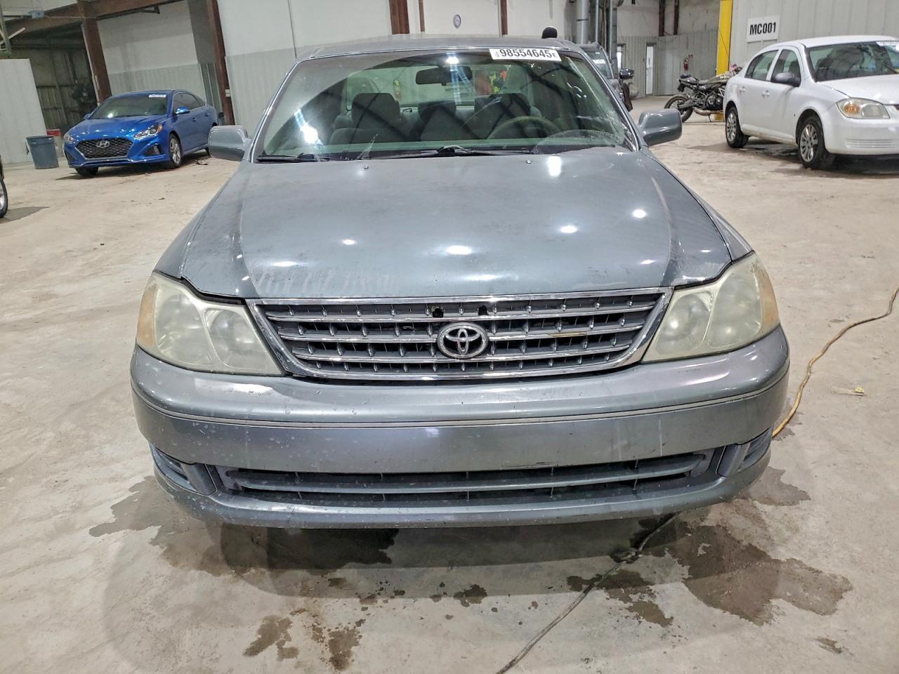 2004 TOYOTA Avalon