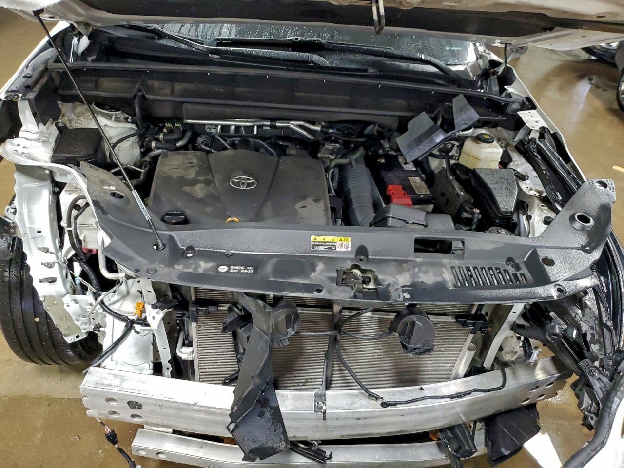 2022 TOYOTA HIGHLANDER