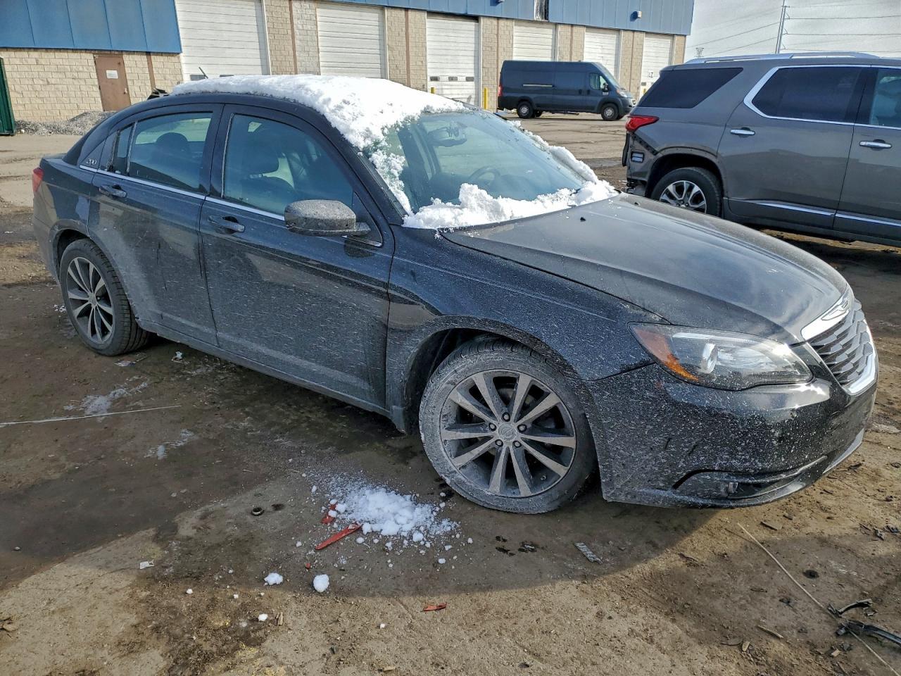 2012 CHRYSLER 200