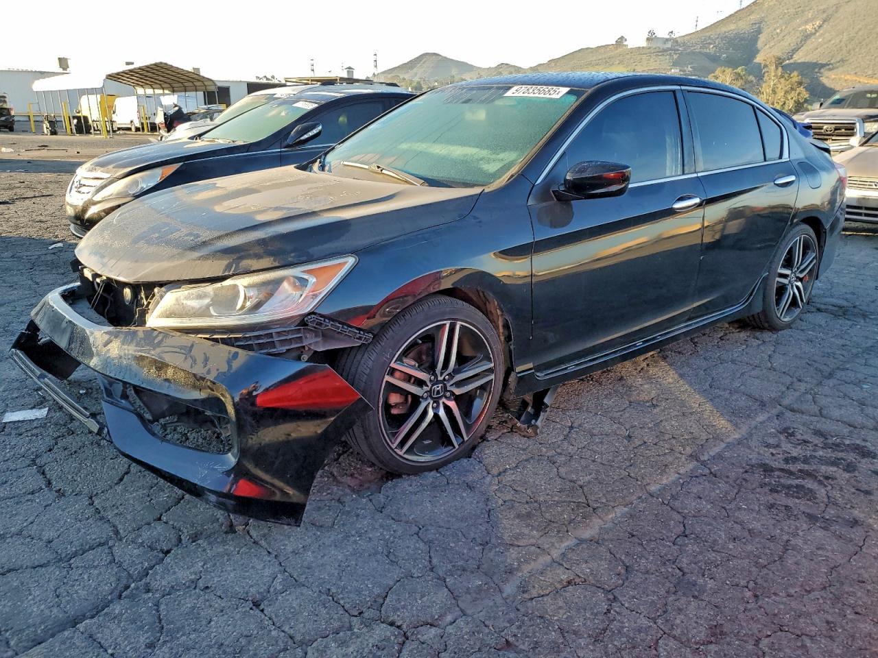 2017 HONDA ACCORD