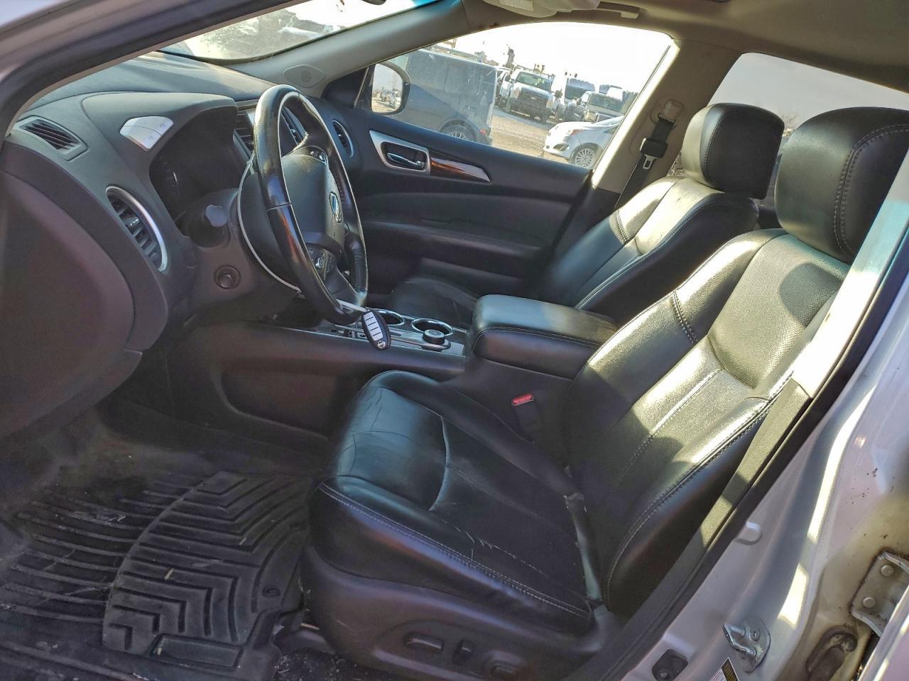 2014 NISSAN PATHFINDER