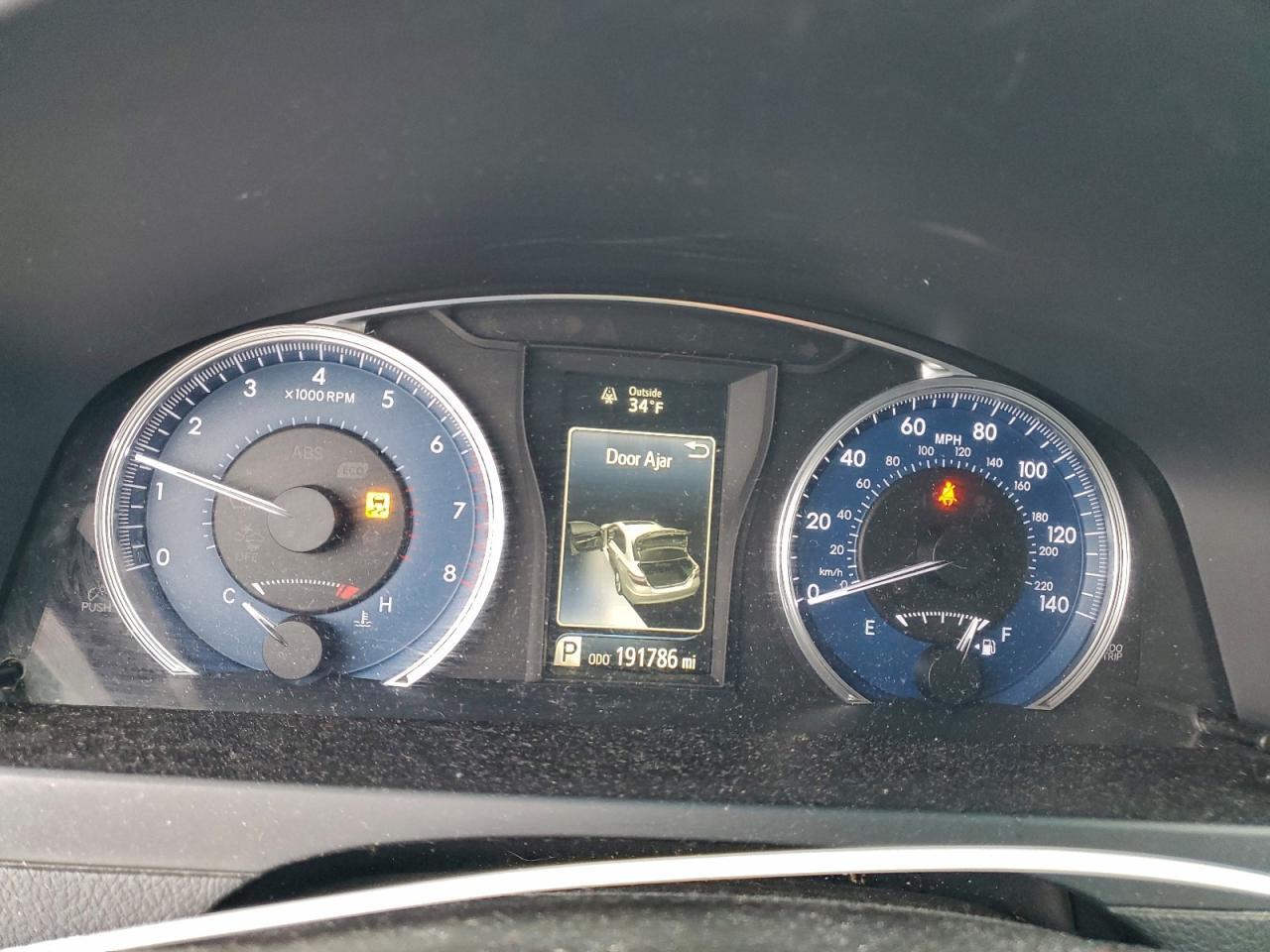 2017 TOYOTA CAMRY