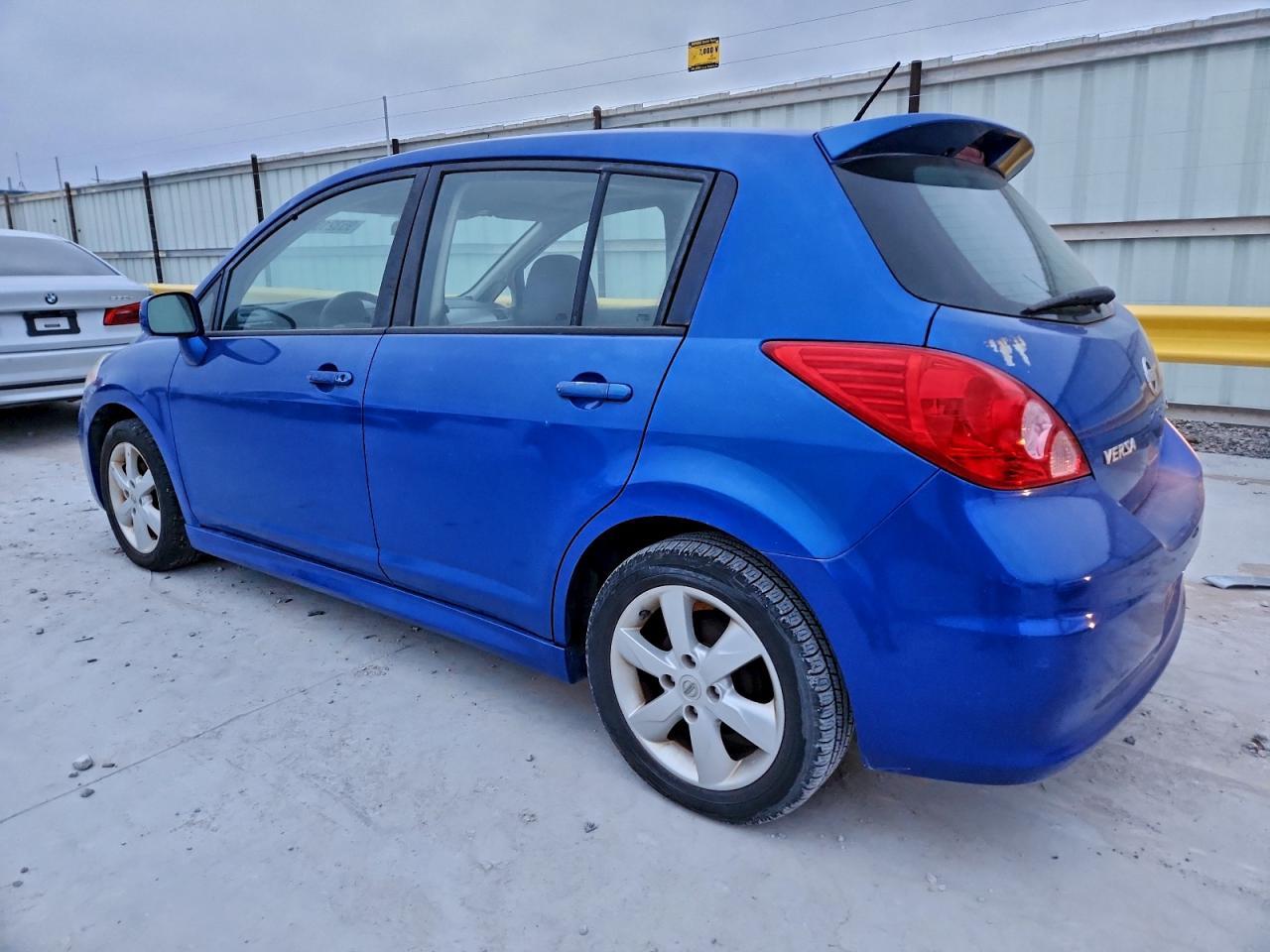 2010 NISSAN VERSA