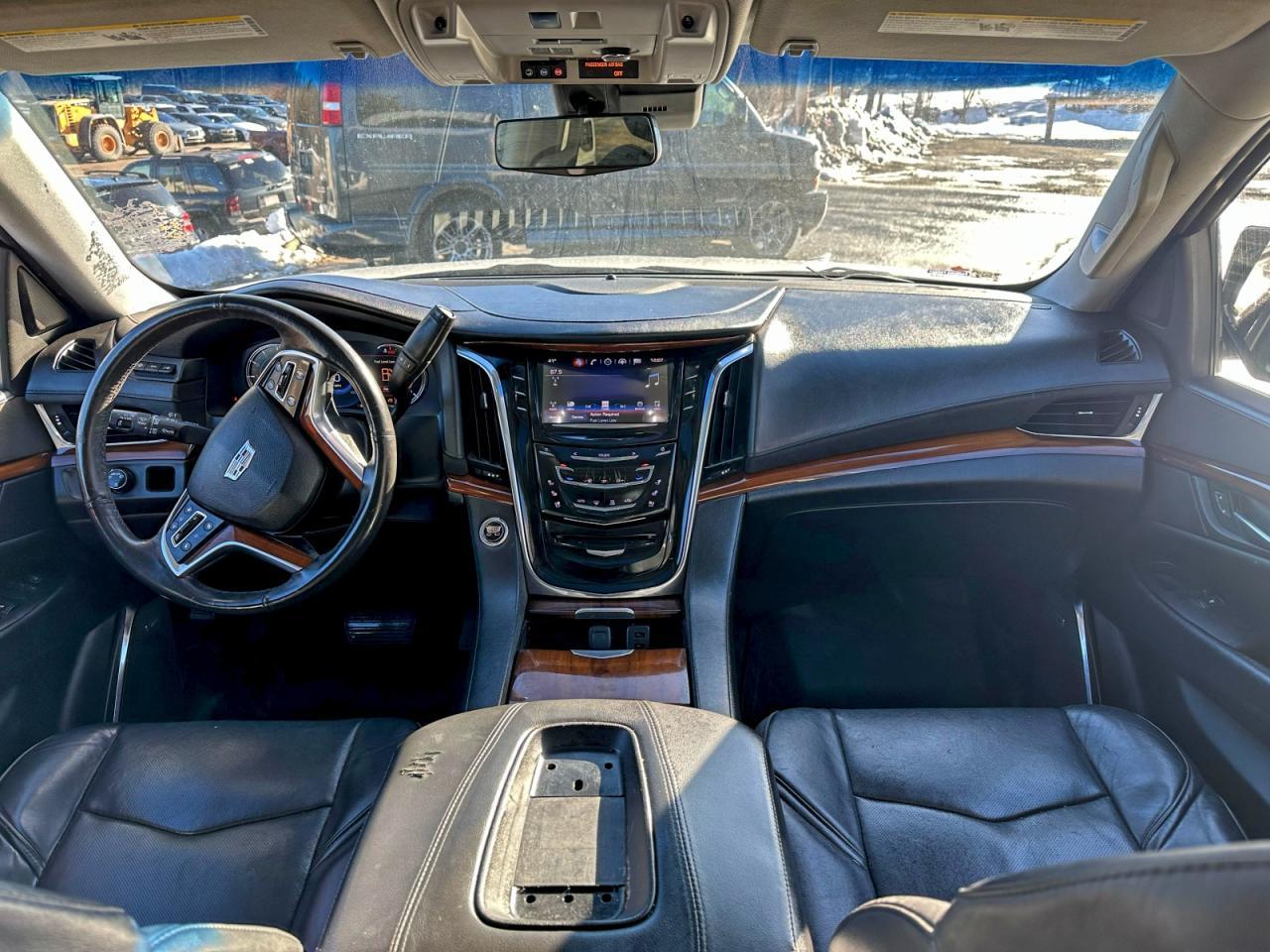 2017 CADILLAC ESCALADE
