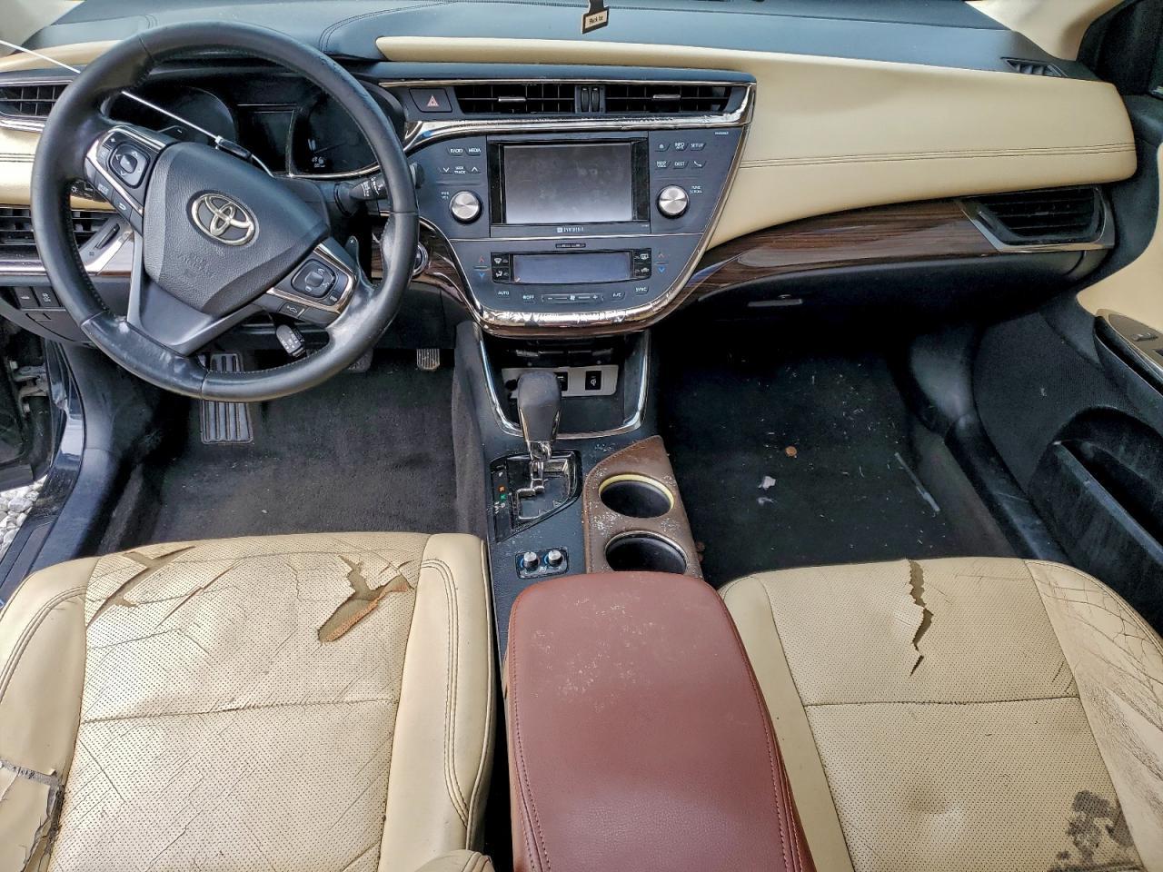 2014 TOYOTA Avalon