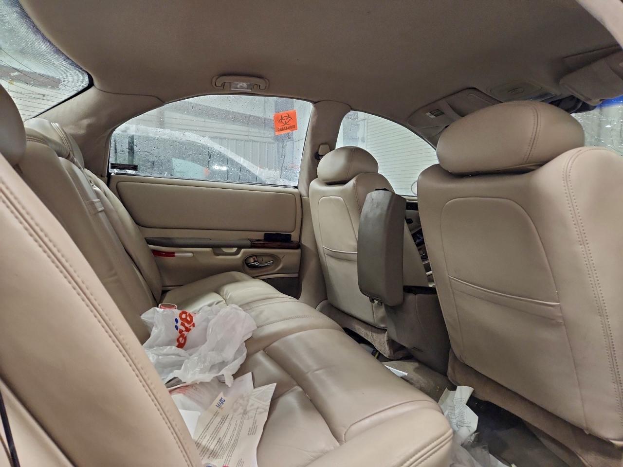 1999 OLDSMOBILE Aurora