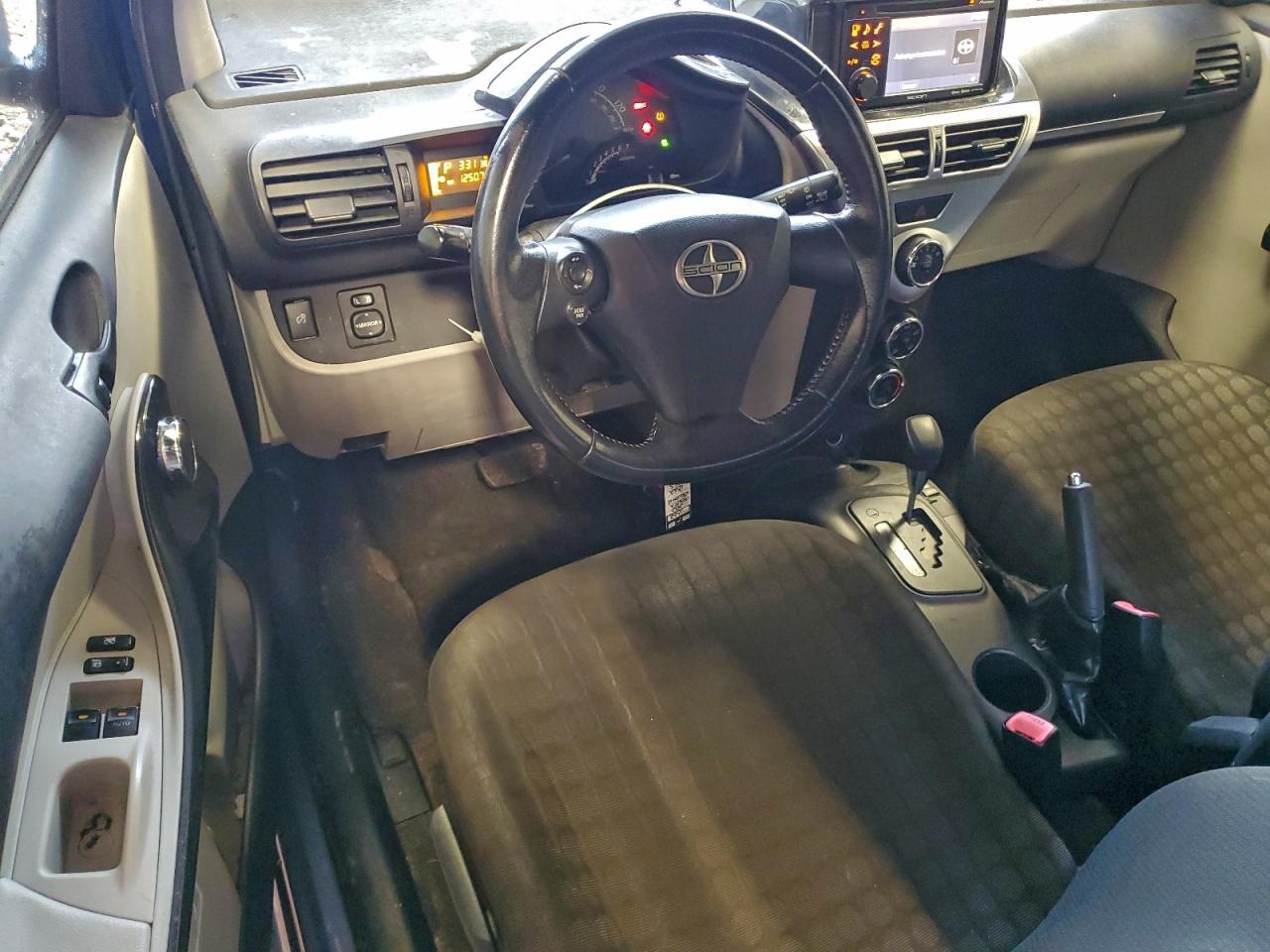 2012 TOYOTA SCION
