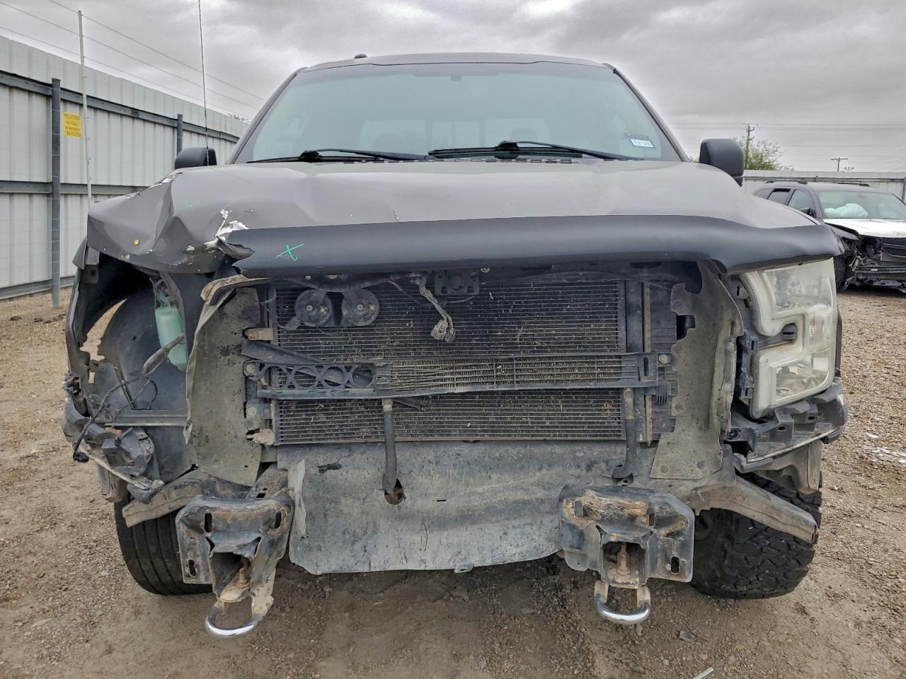 2015 FORD F-150