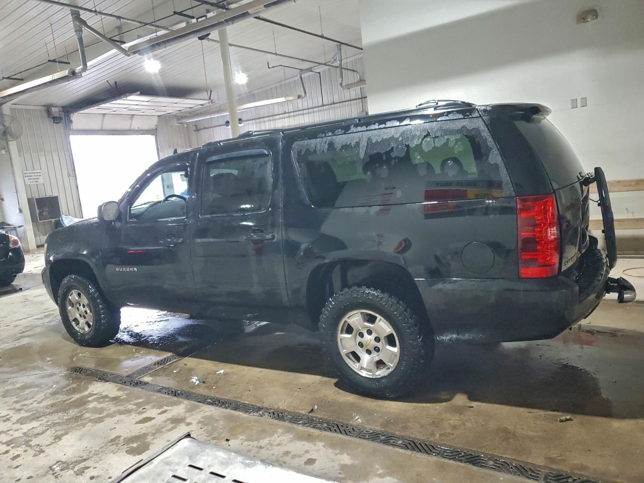 2011 CHEVROLET Suburban