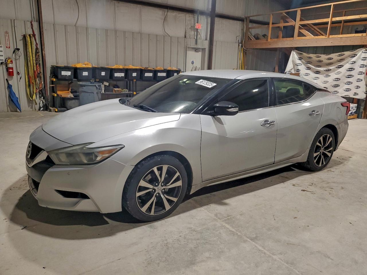 2016 NISSAN Maxima