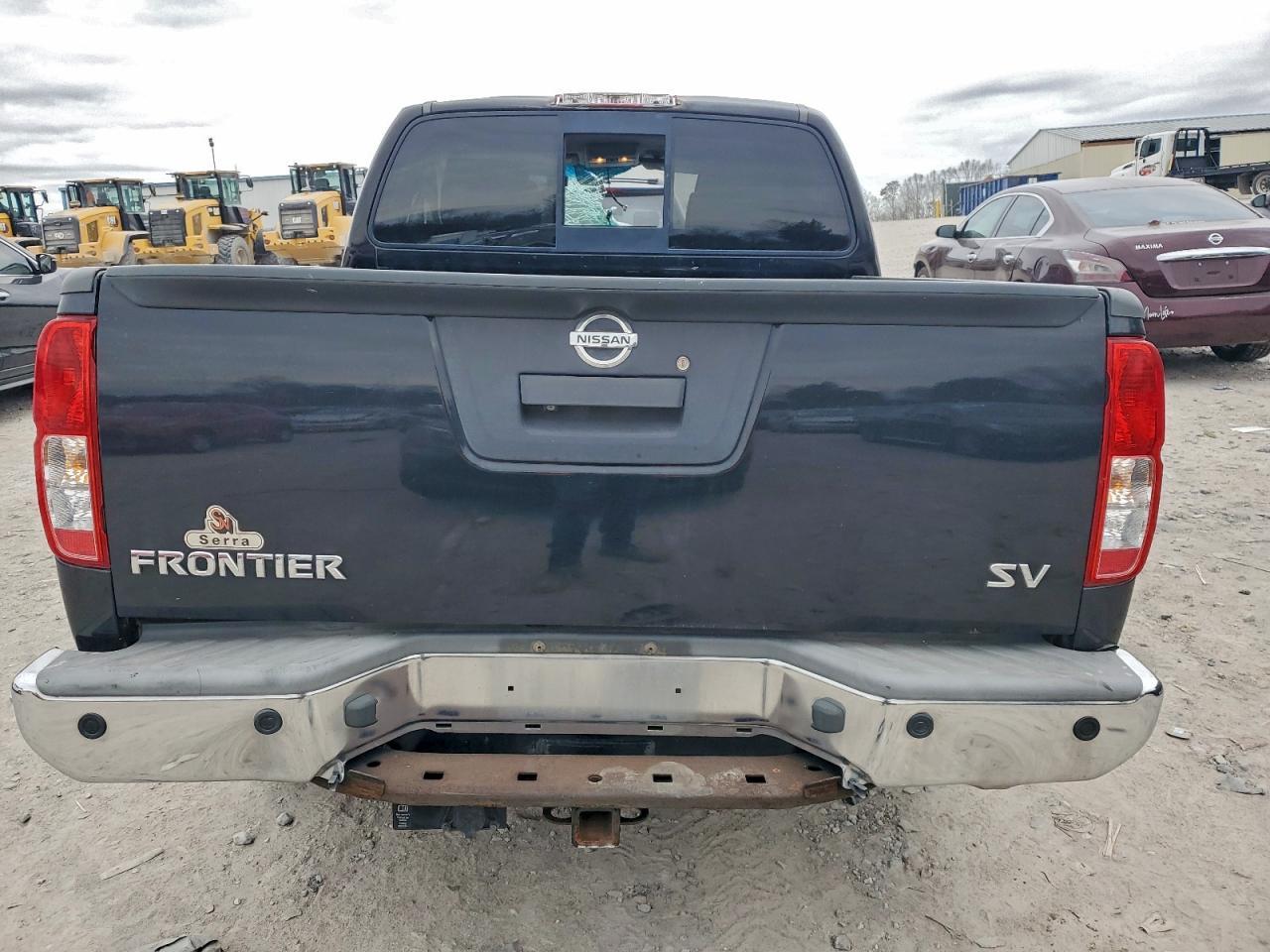 2014 NISSAN Frontier