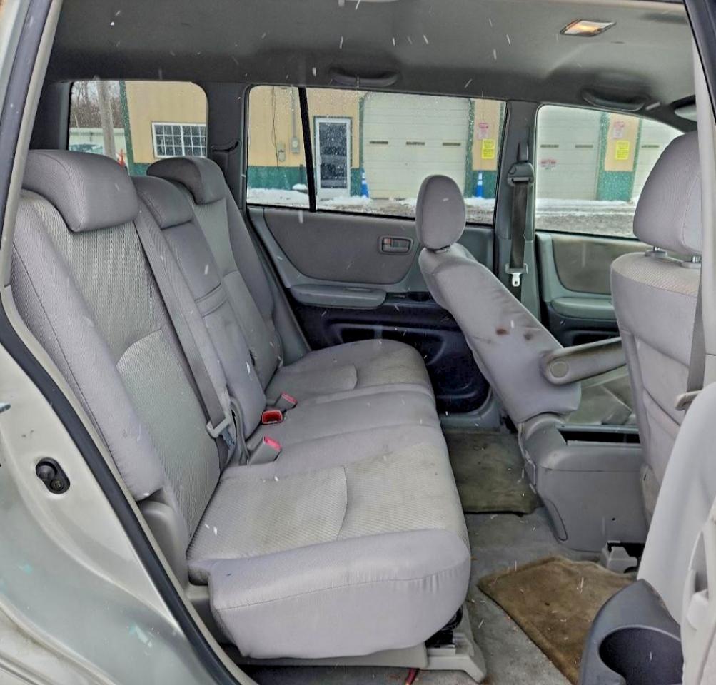 2005 TOYOTA HIGHLANDER