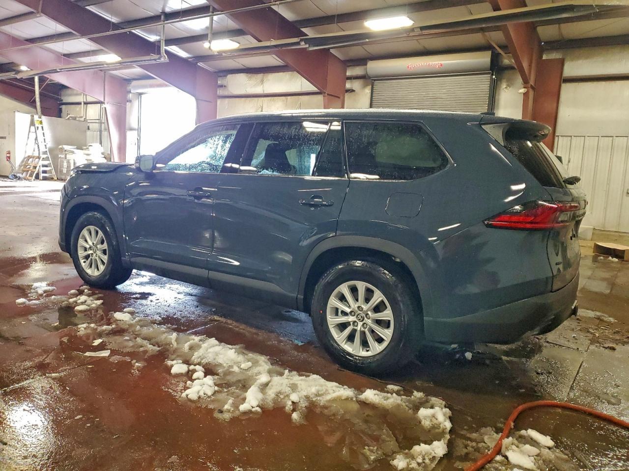 2026 TOYOTA HIGHLANDER