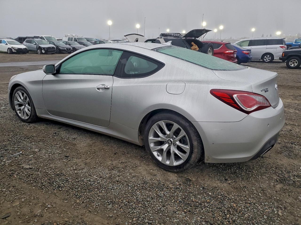 2013 HYUNDAI GENESIS