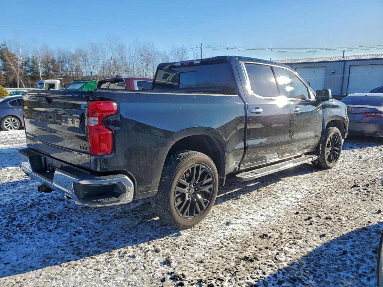2025 CHEVROLET Silverado
