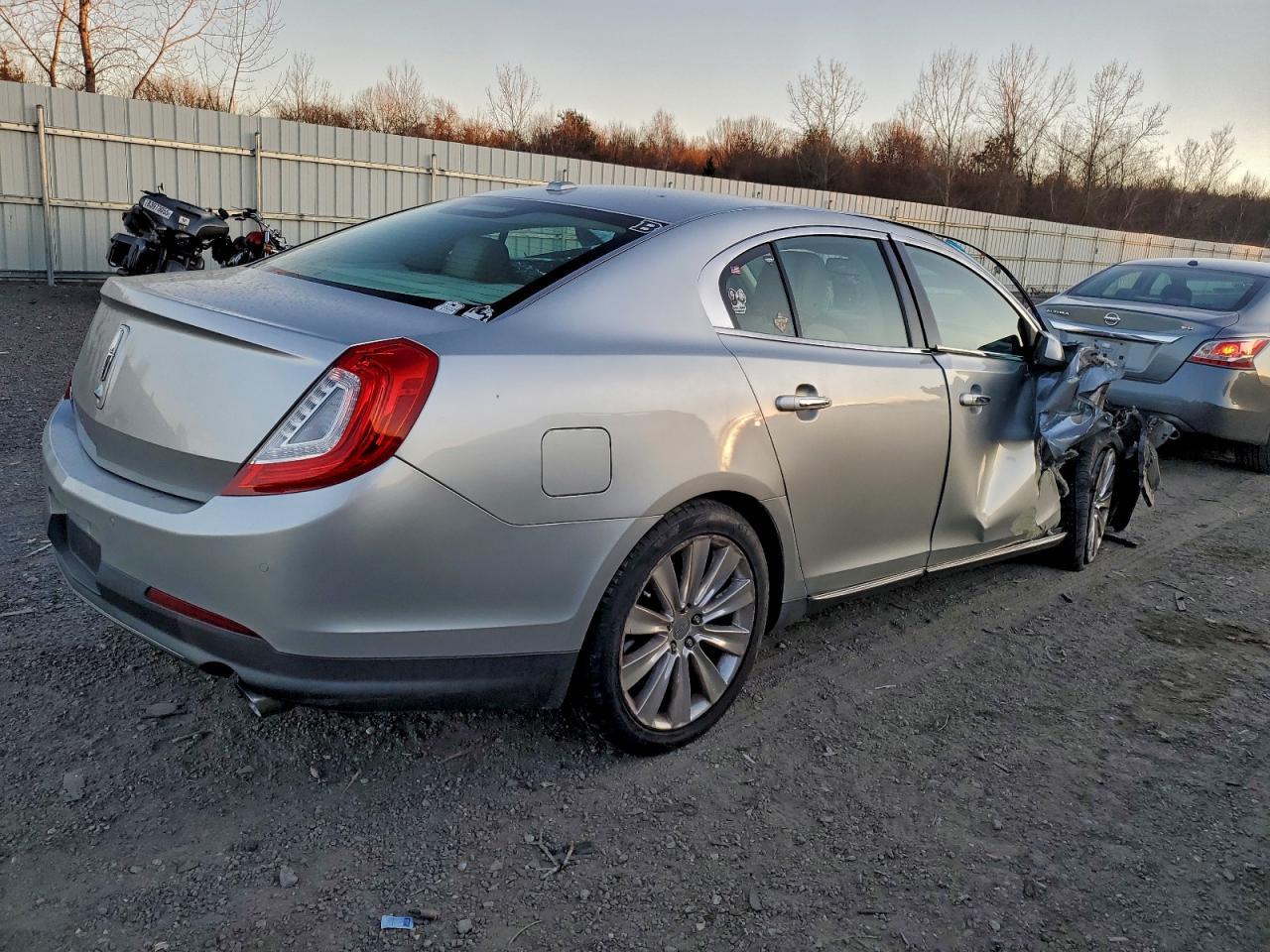 2013 LINCOLN MKS