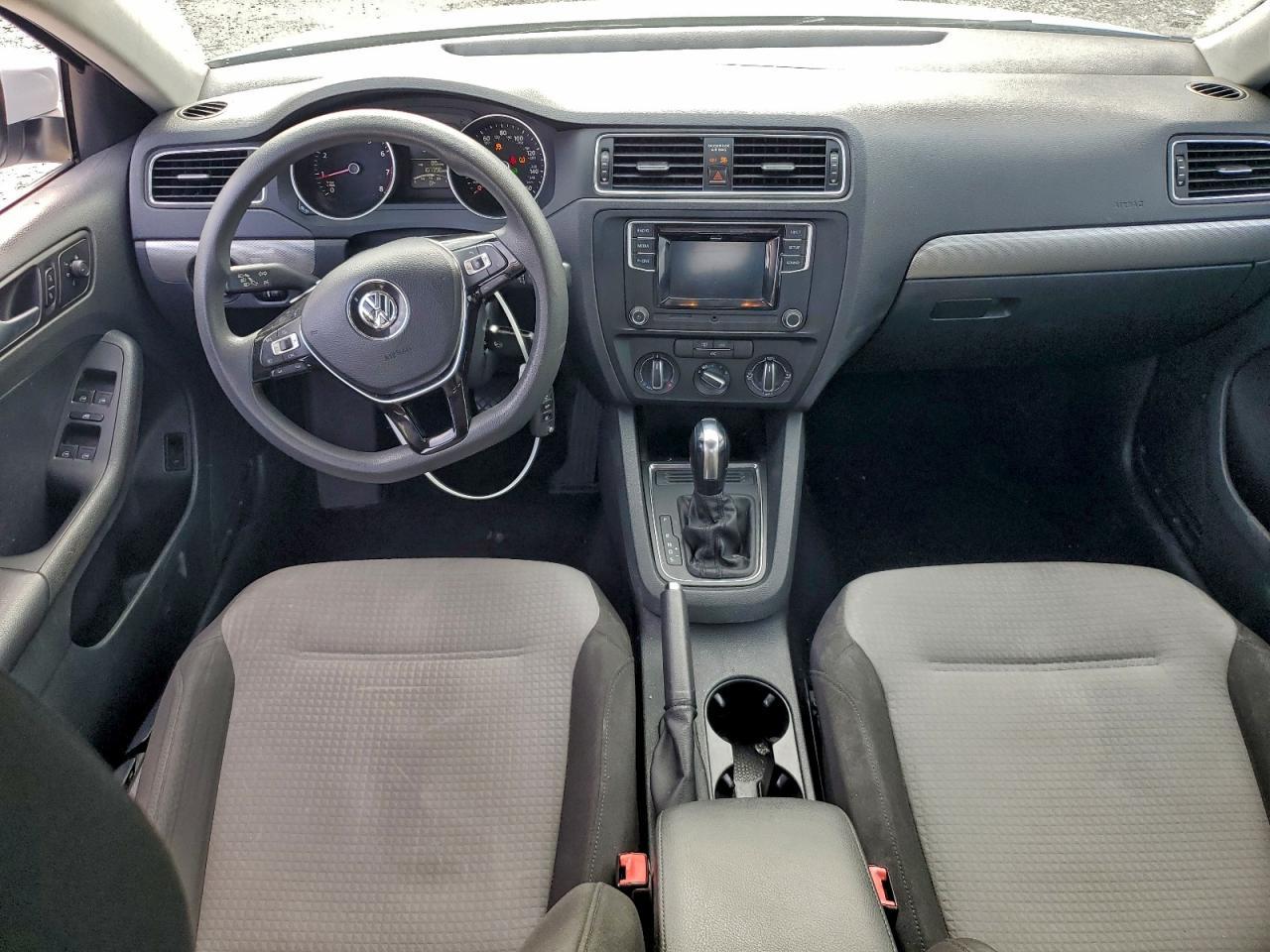 2017 VOLKSWAGEN JETTA
