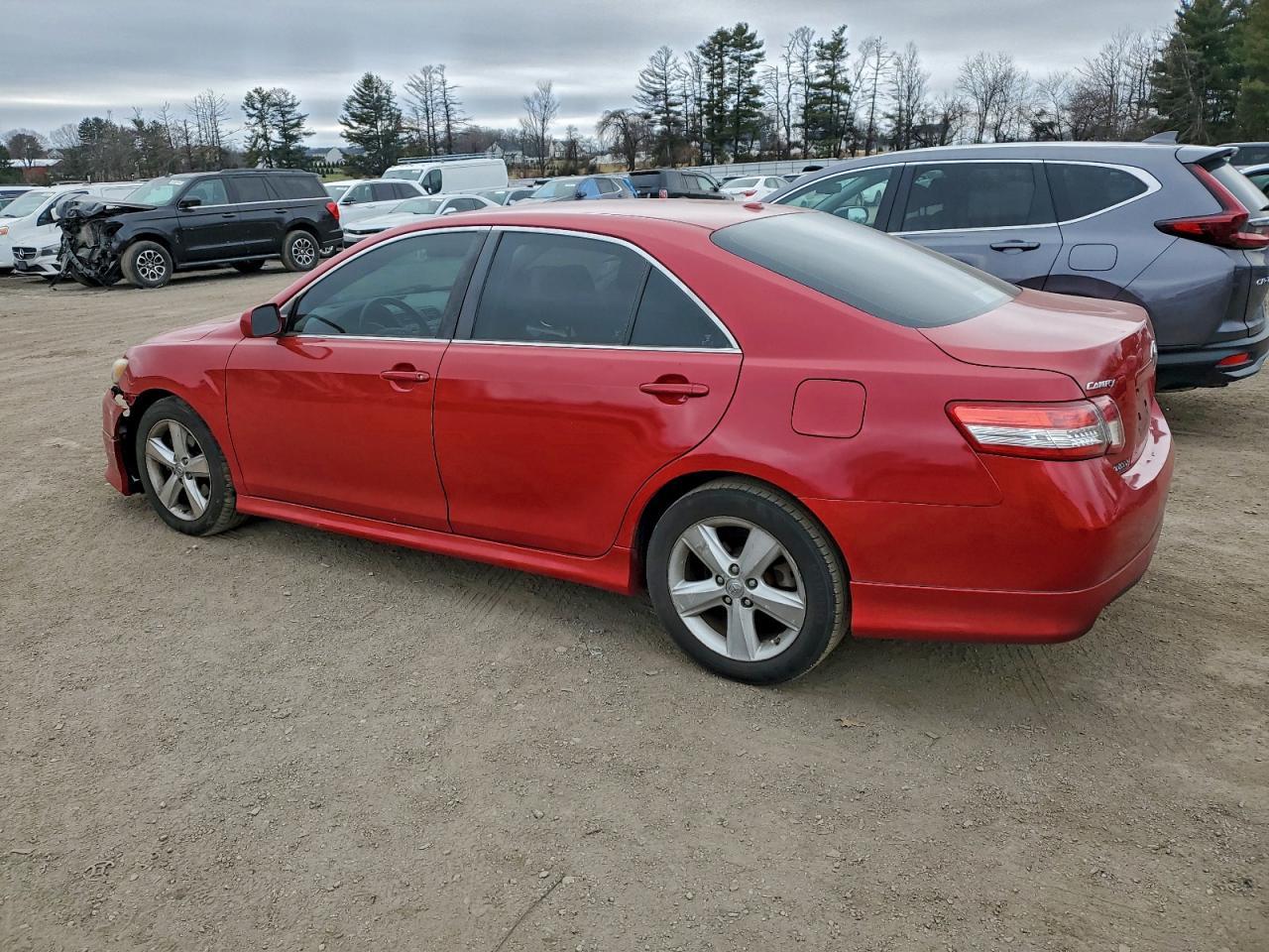 2011 TOYOTA CAMRY