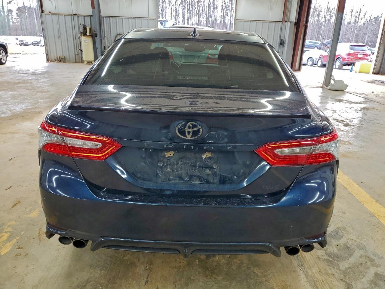 2019 TOYOTA CAMRY