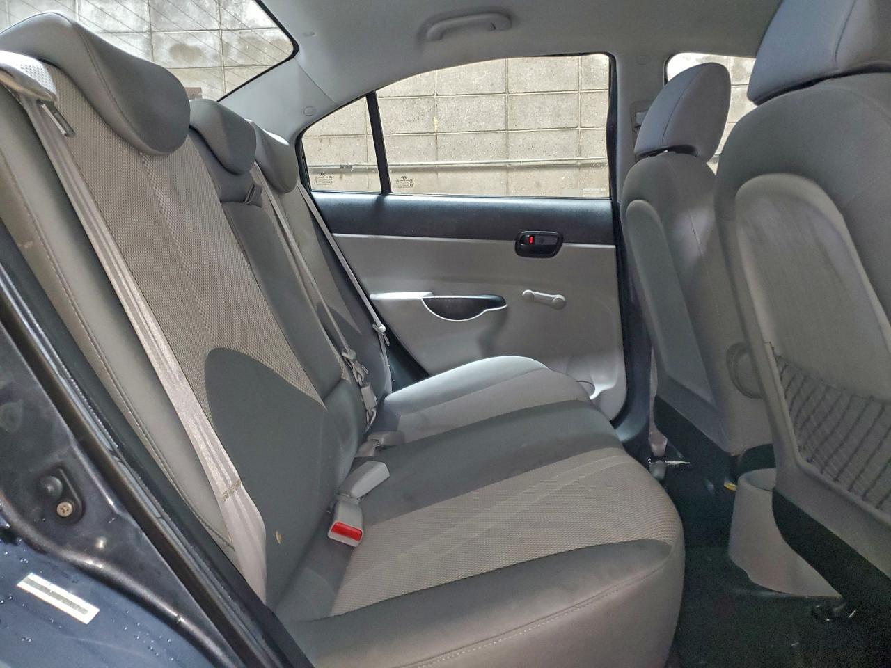 2011 HYUNDAI ACCENT