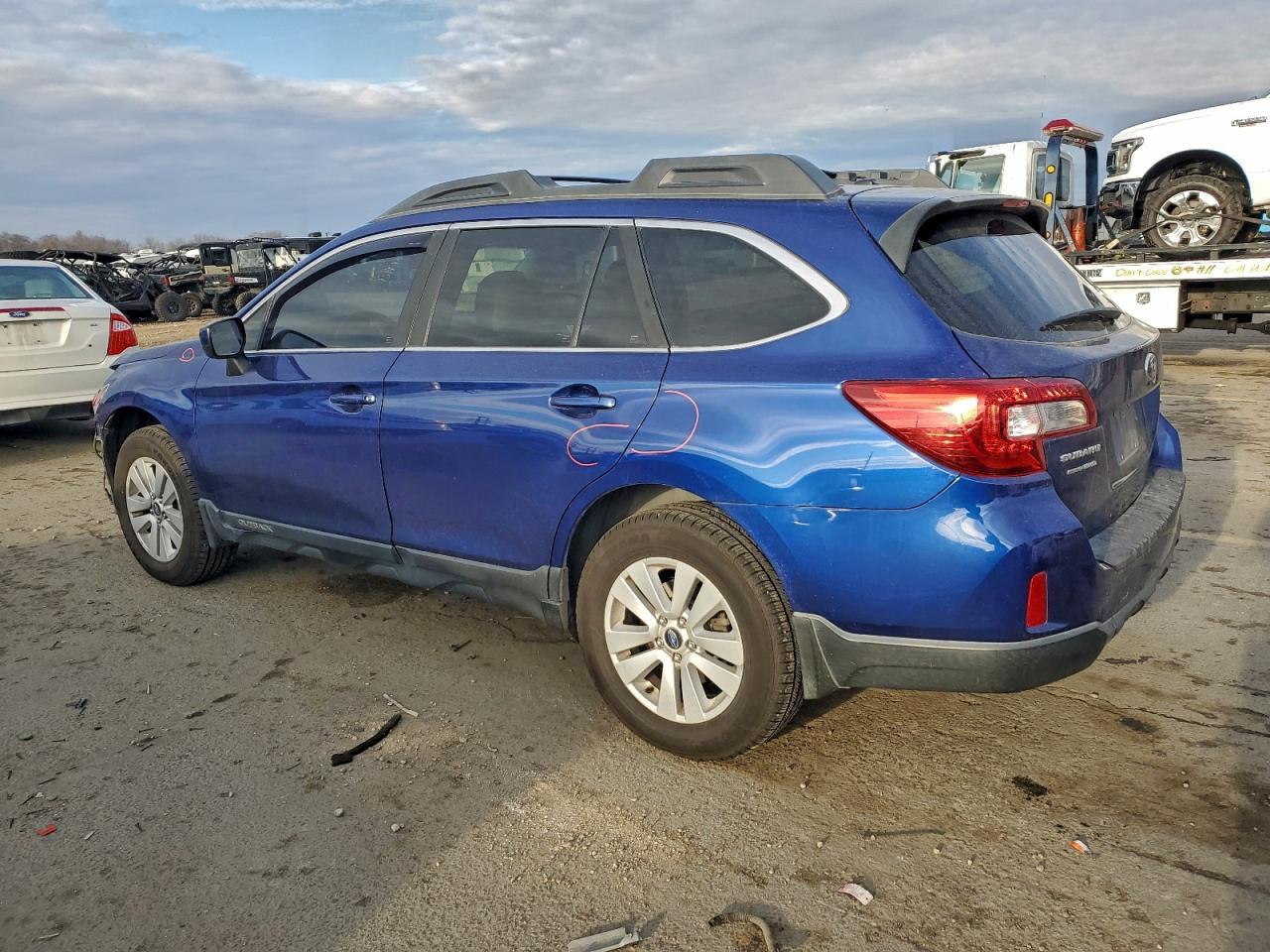 2015 SUBARU Outback