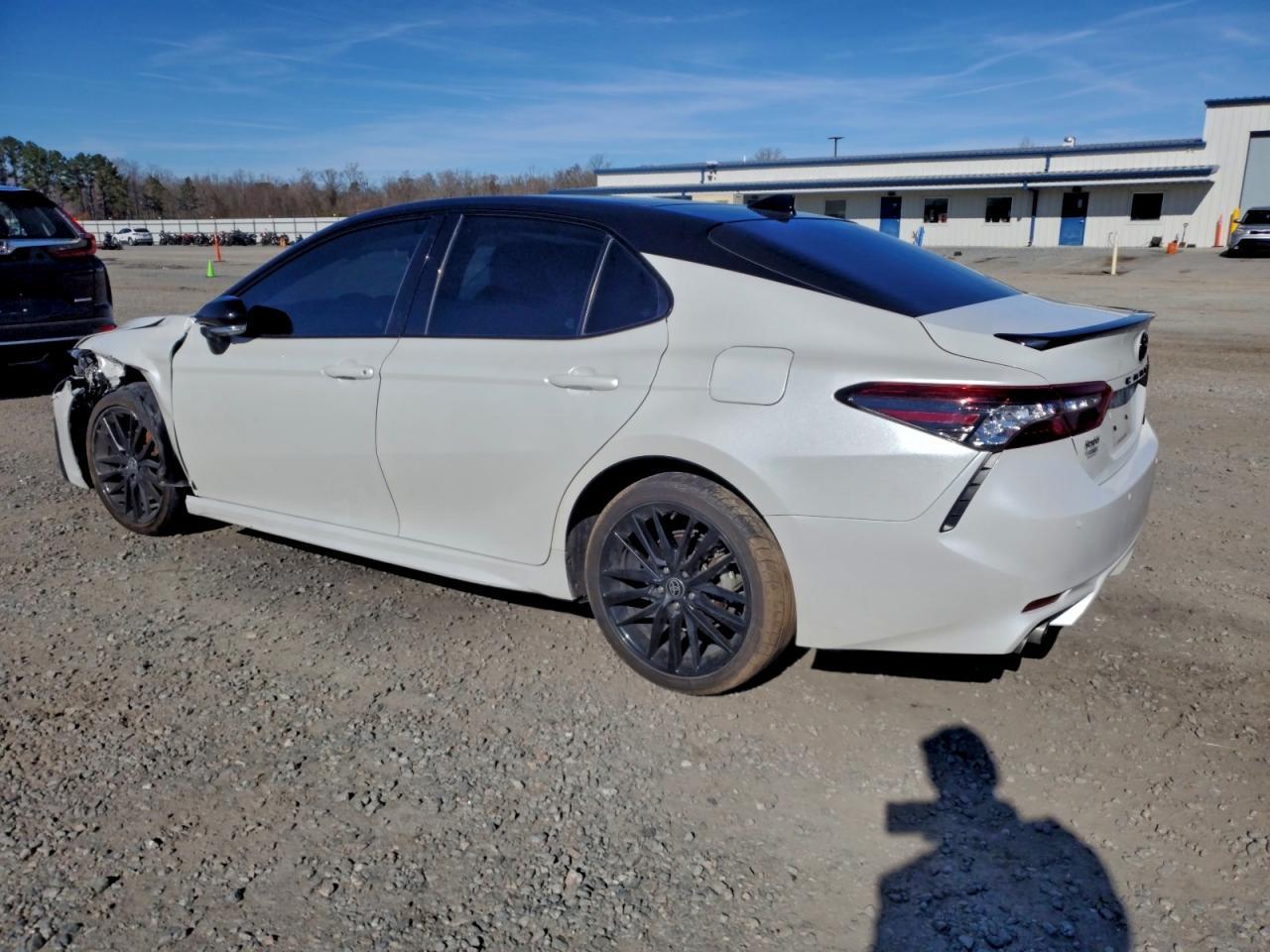 2023 TOYOTA CAMRY