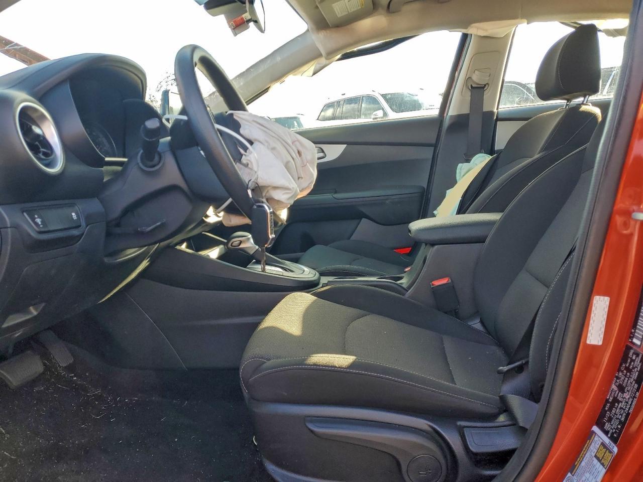 2024 KIA FORTE