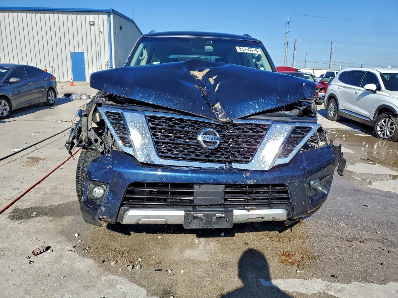 2017 NISSAN Armada