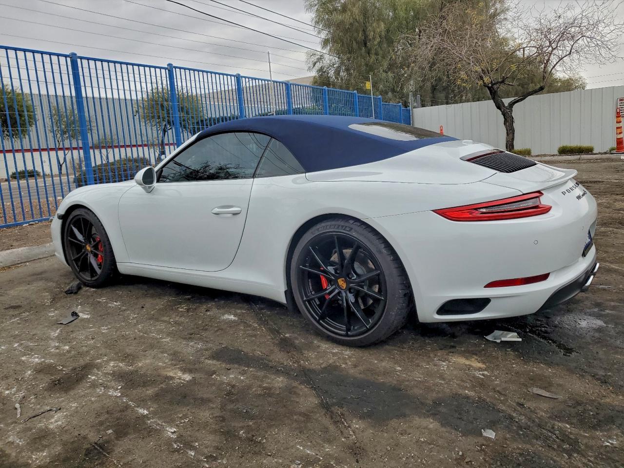 2019 PORSCHE 911