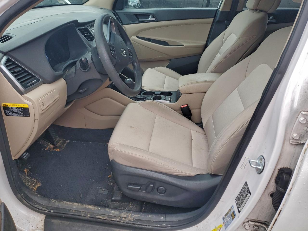 2016 HYUNDAI TUCSON