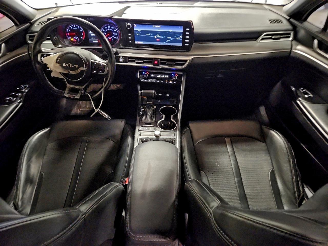 2022 KIA K5