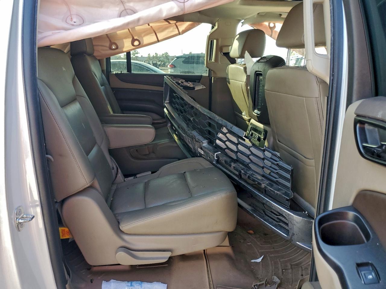 2017 CHEVROLET Suburban
