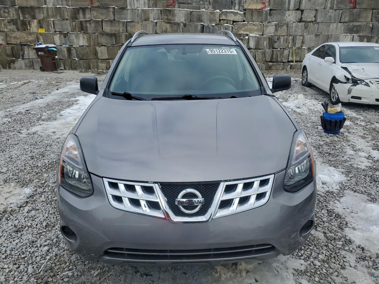 2015 NISSAN ROGUE