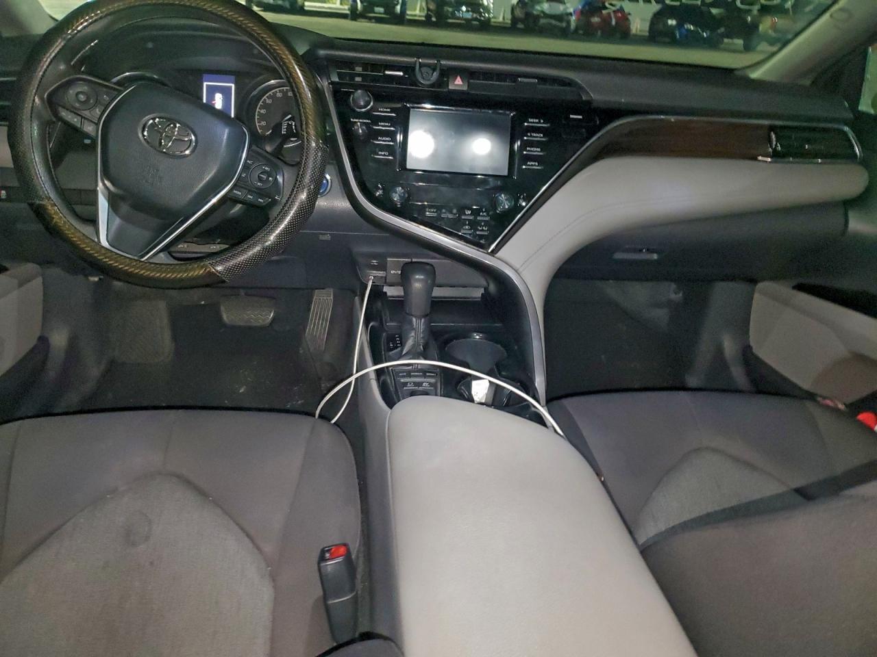 2018 TOYOTA CAMRY