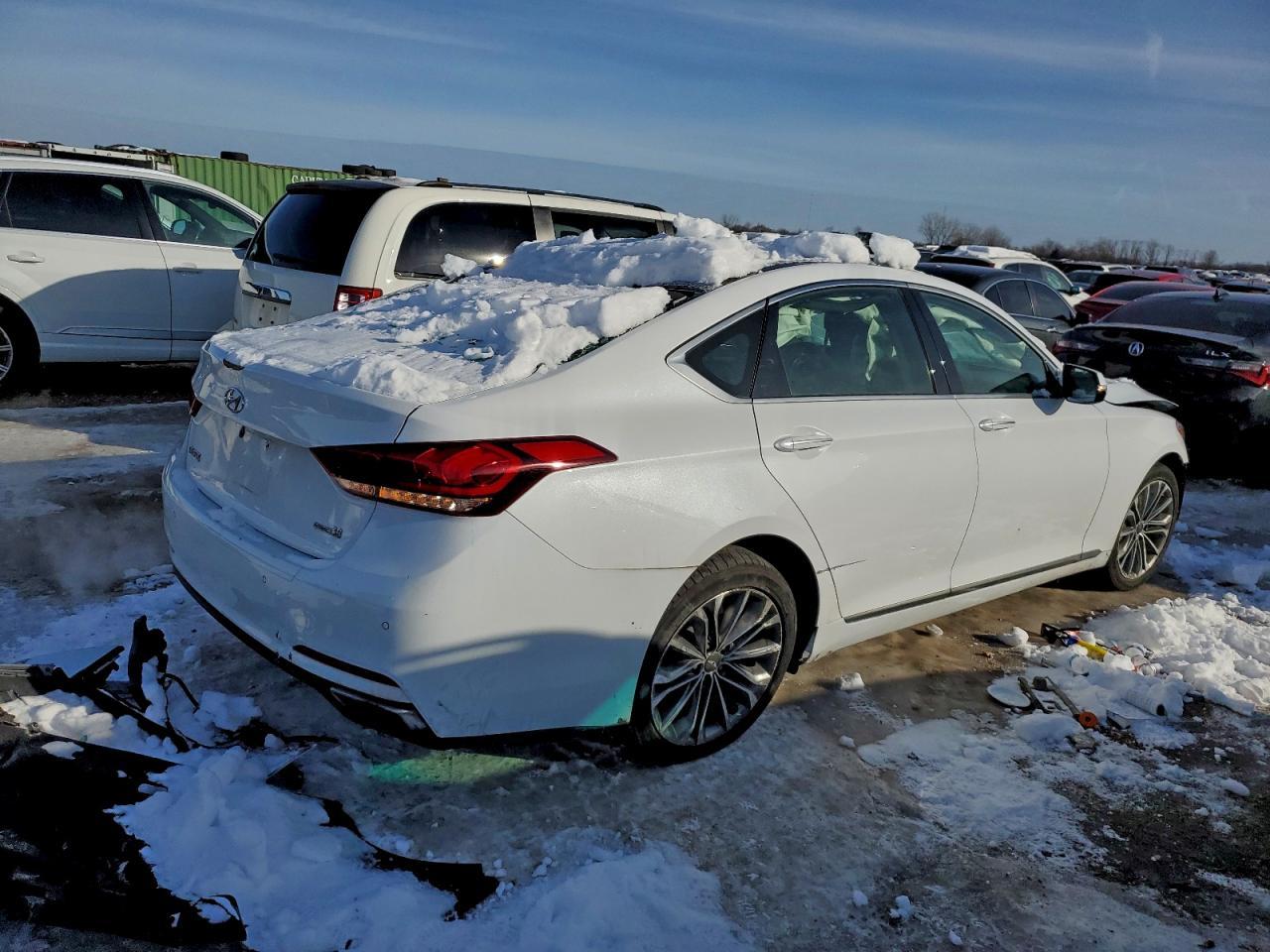 2015 HYUNDAI GENESIS
