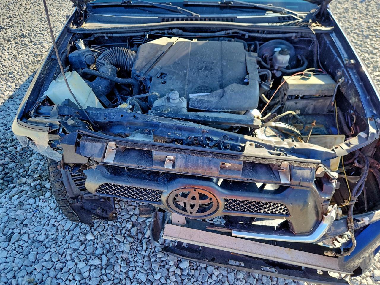 2012 TOYOTA TACOMA