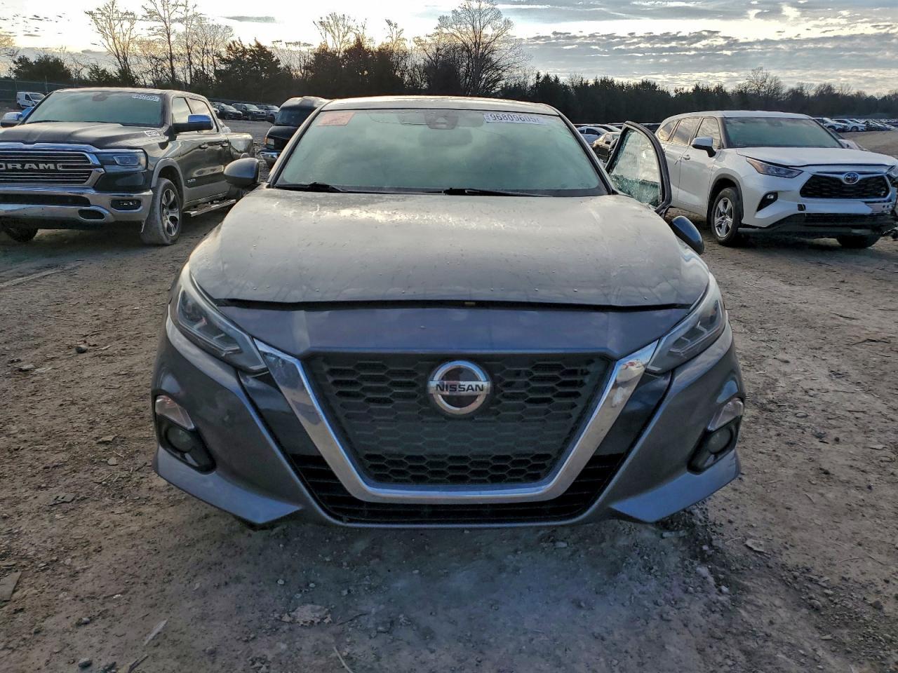 2019 NISSAN ALTIMA