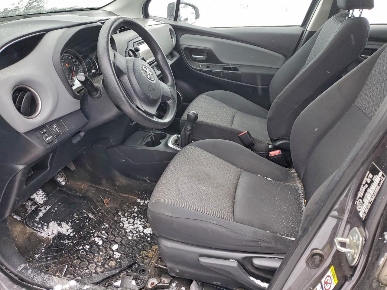 2016 TOYOTA YARIS